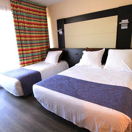 The Originals City, Hôtel Galaxie, Nice Aéroport Saint-Laurent-du-Var Extérieur photo