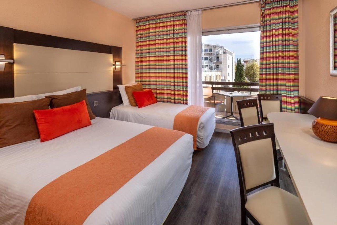 The Originals City, Hôtel Galaxie, Nice Aéroport Saint-Laurent-du-Var Extérieur photo