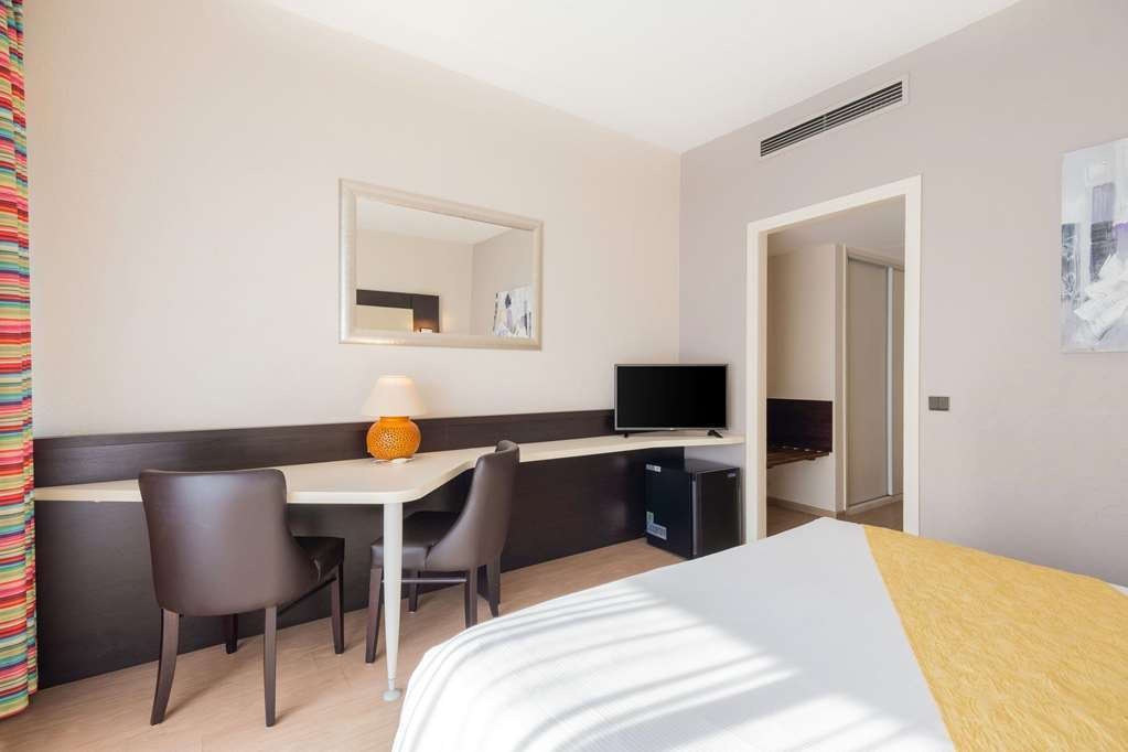 The Originals City, Hôtel Galaxie, Nice Aéroport Saint-Laurent-du-Var Chambre photo